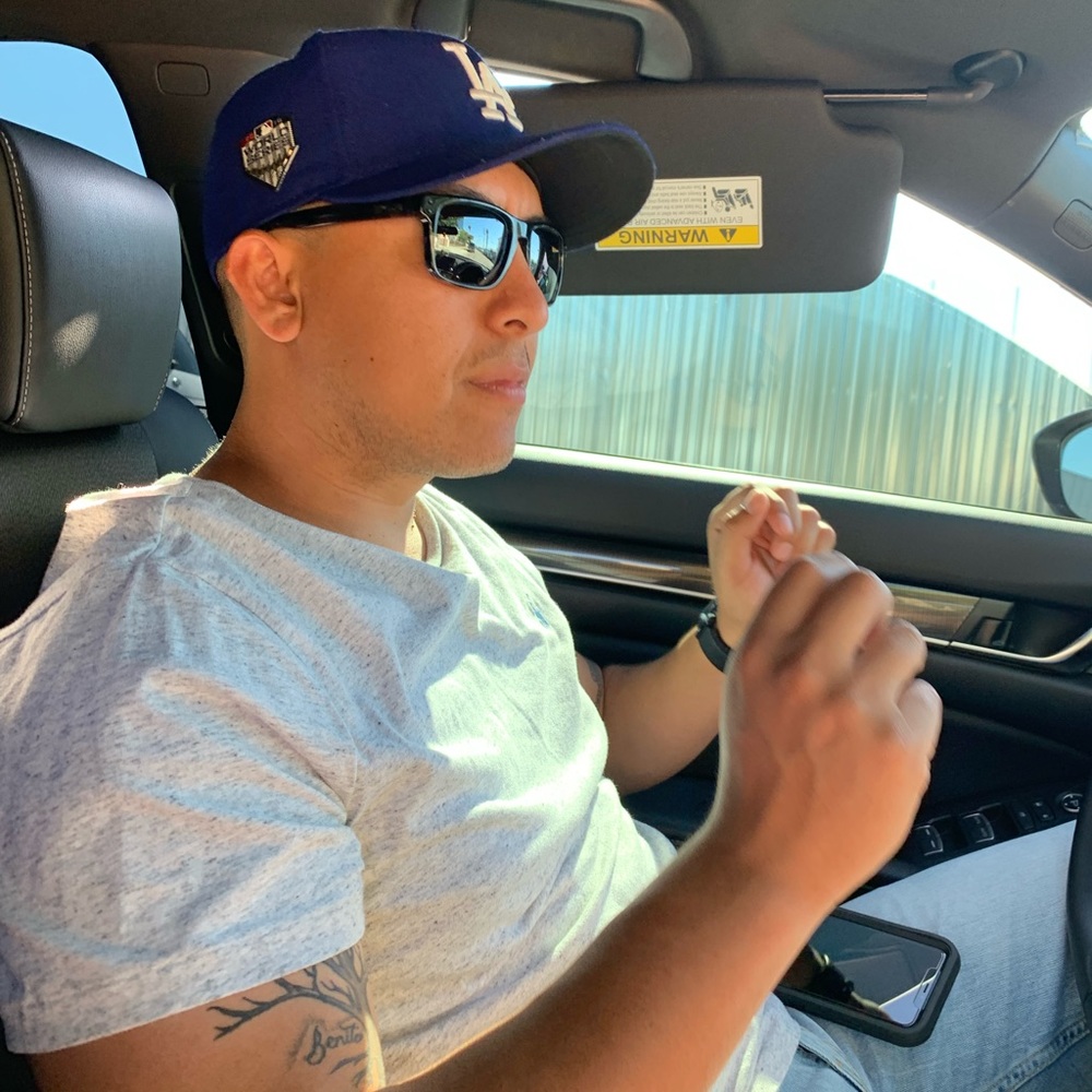 Meet your Posher, Miguel